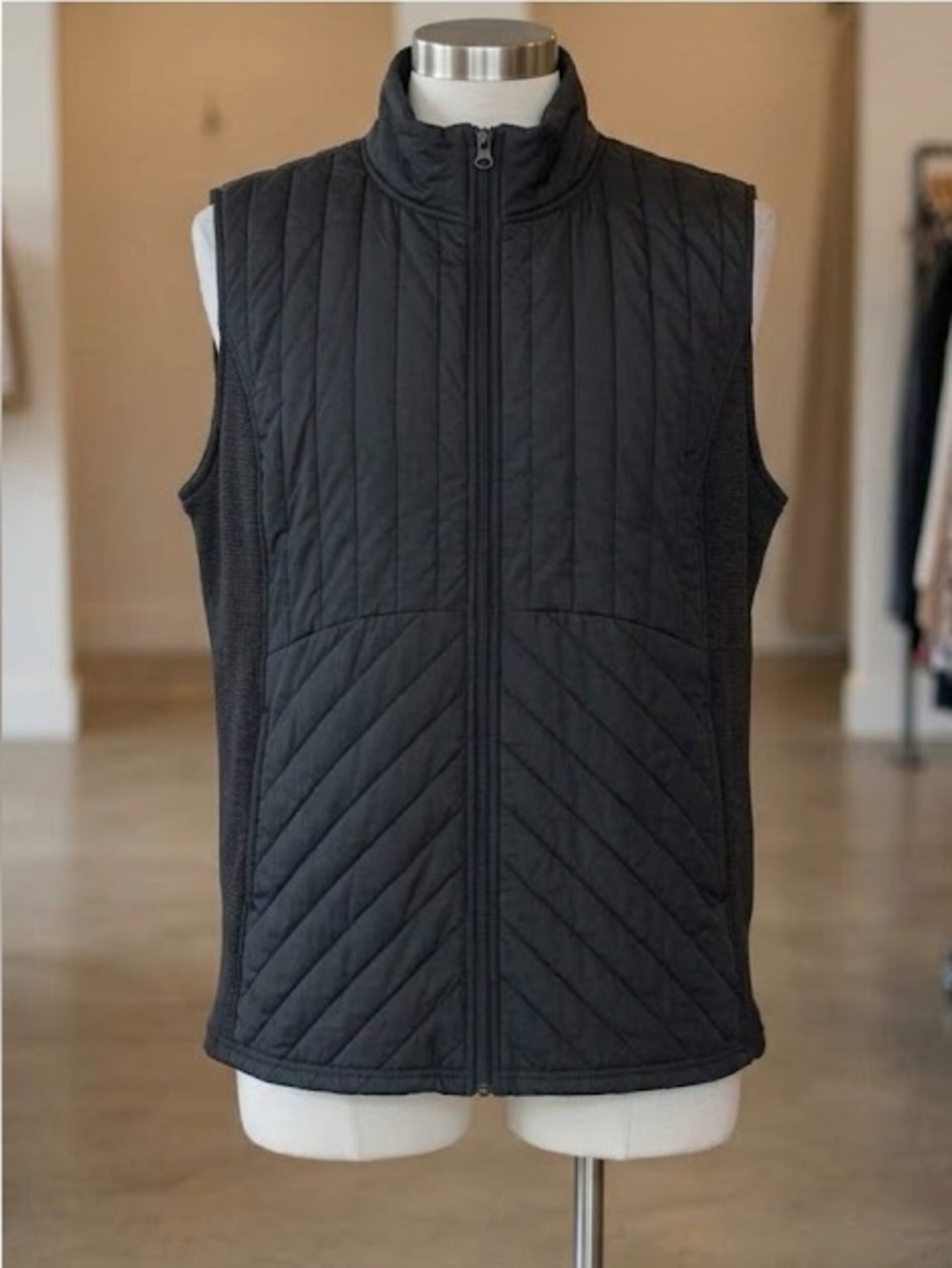 tek gear Women's Black Quilted Vest with Knit Side Panels
